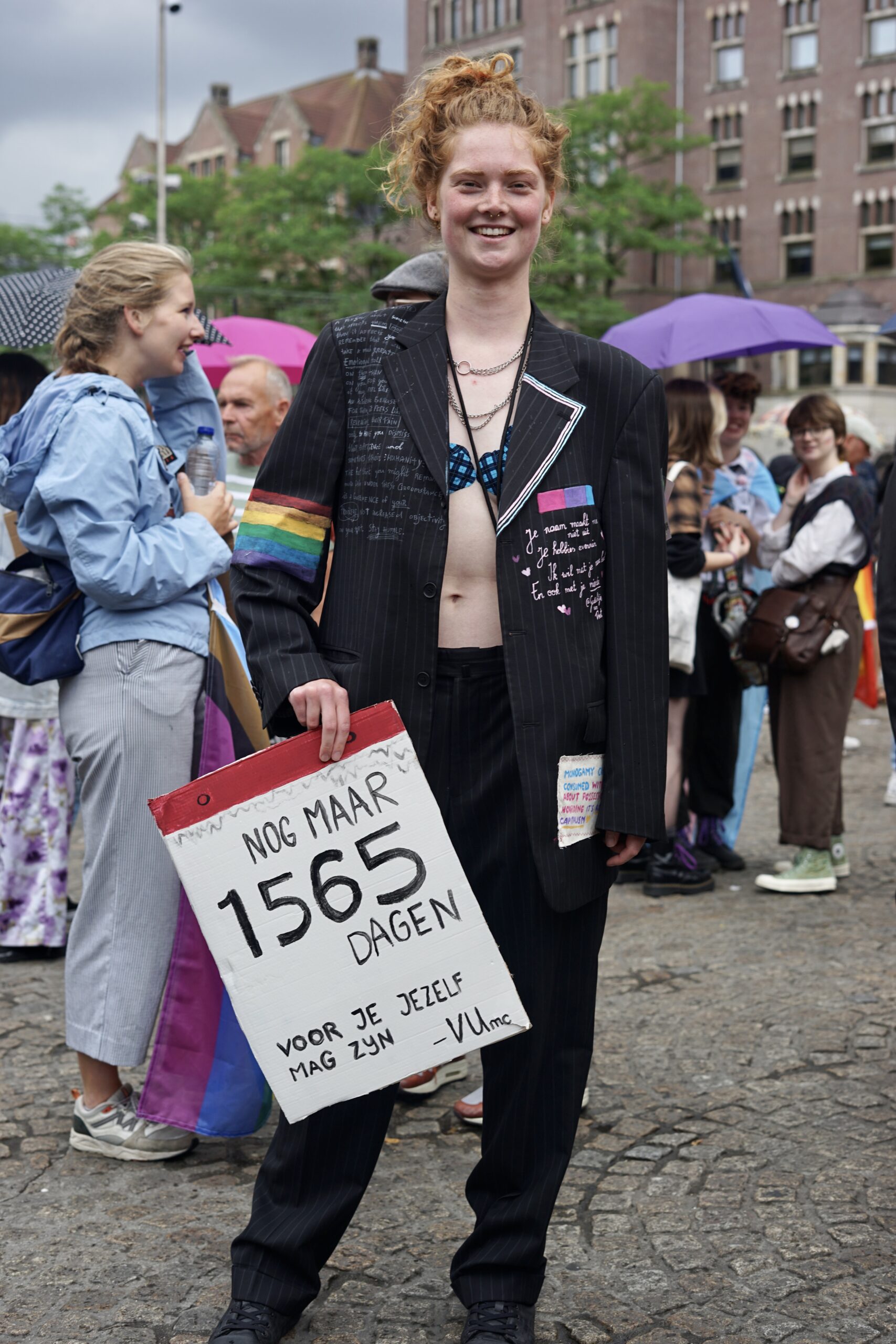Carmen Pride outfit
