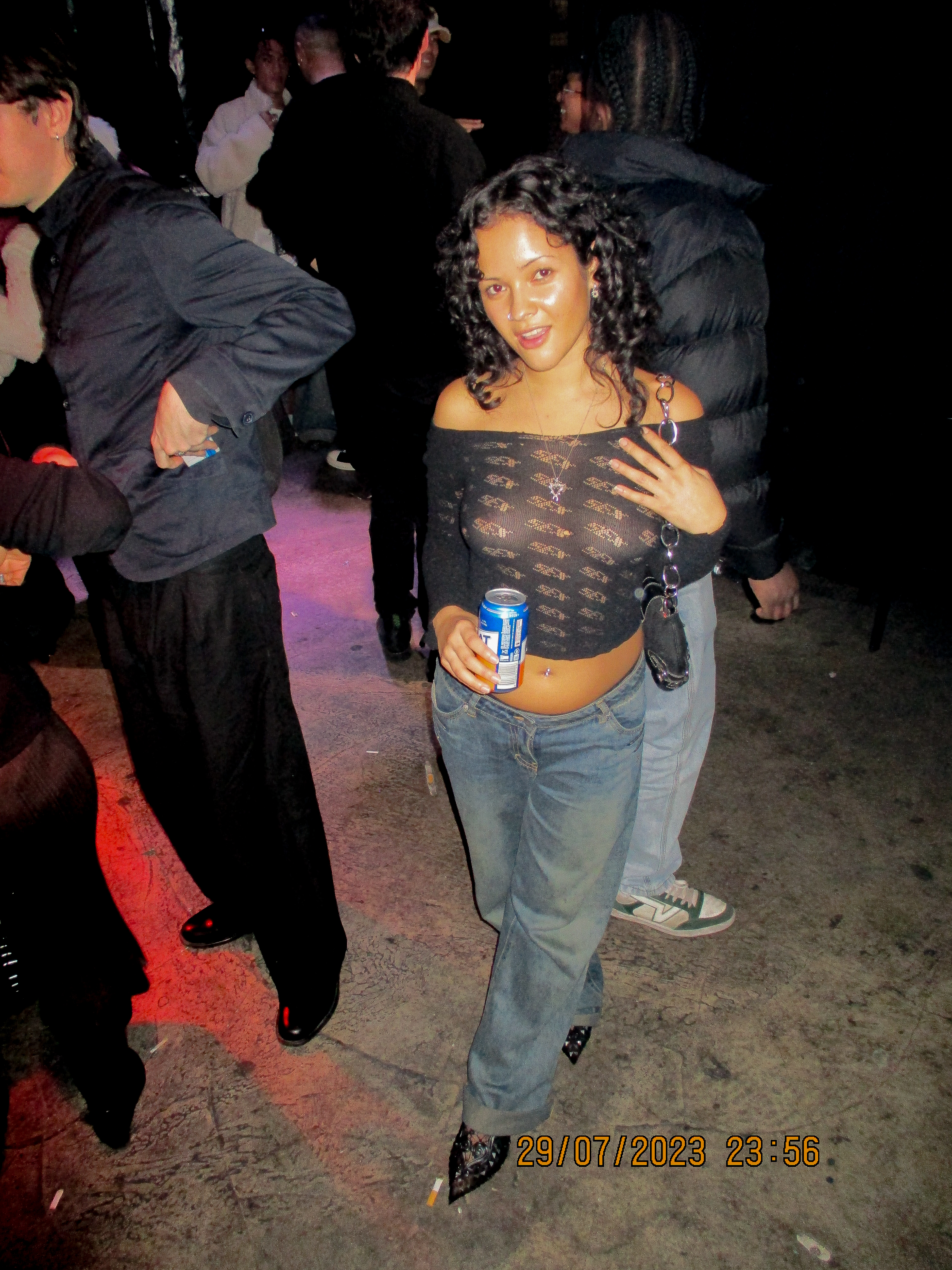 u know why they call her bella, right?