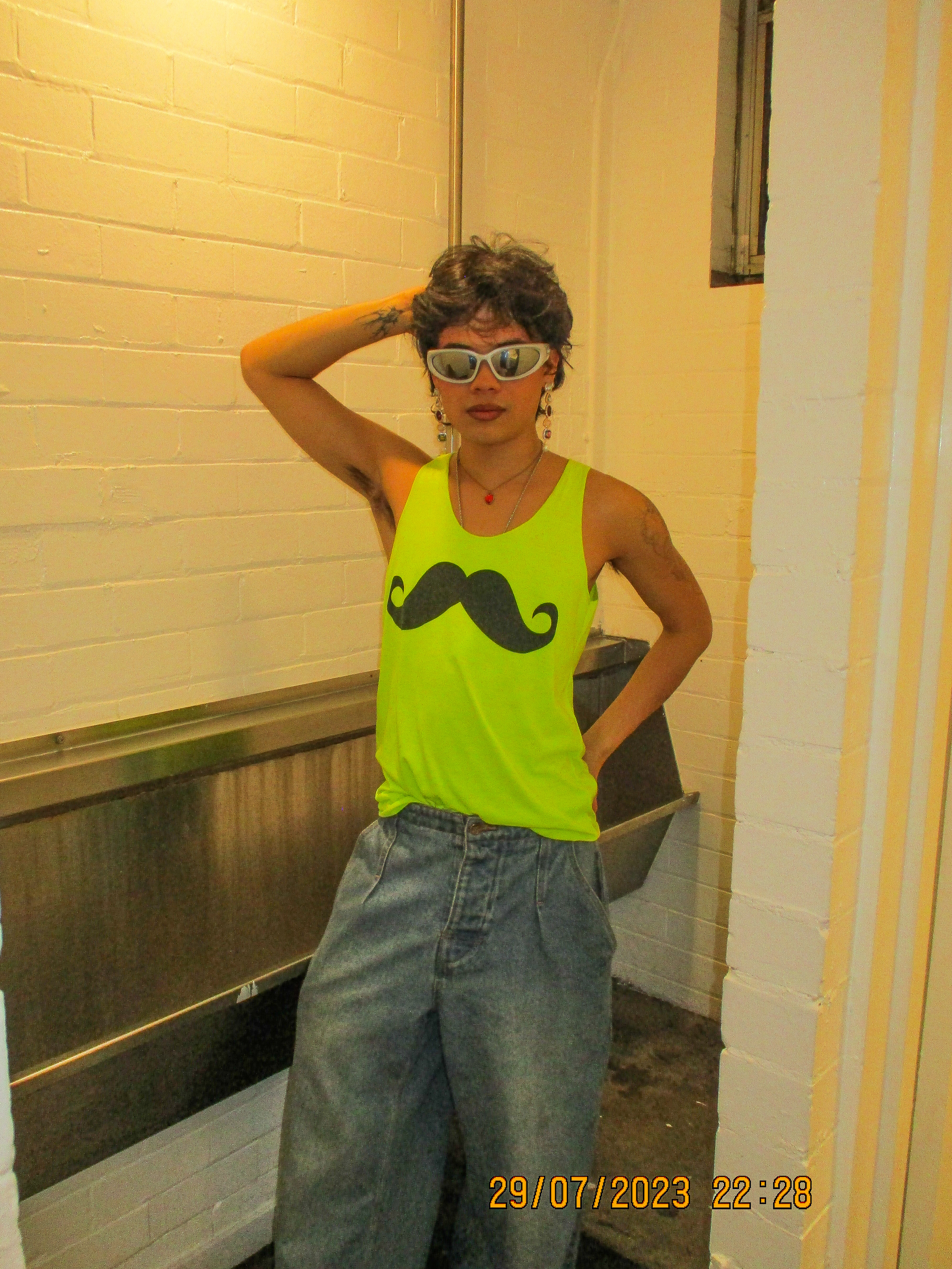 THIS IS EXACTLY WHAT I THOUGHT ATTENDING A URINAL WOULD BE LIKE