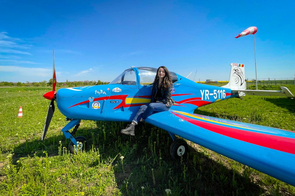 Am fost copilot de avion în România ca să-ți zic de ce s-o faci și tu măcar o dată-n viață