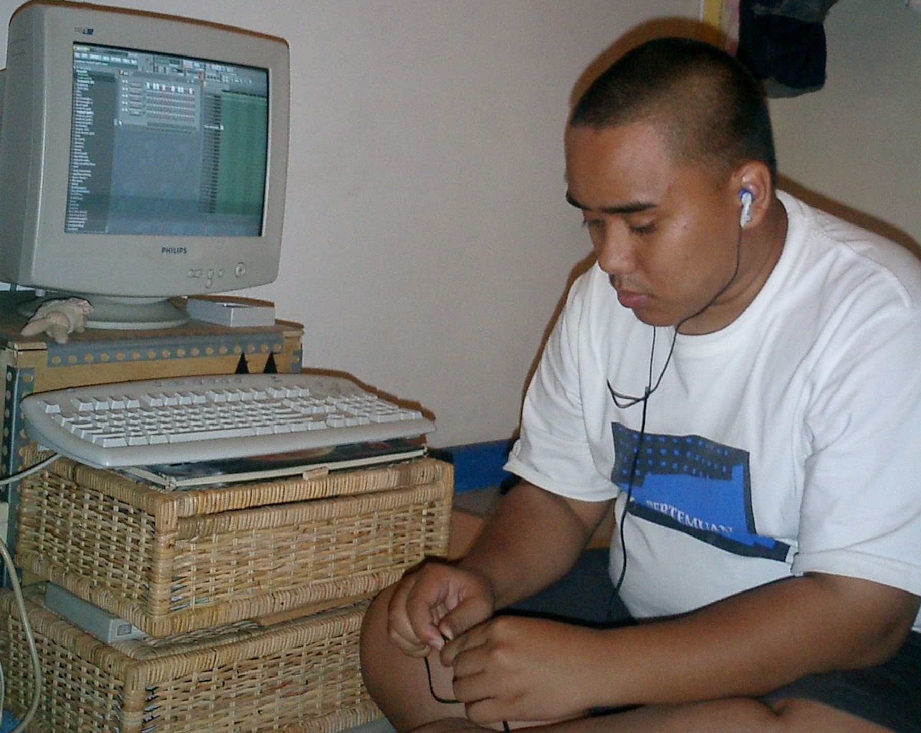 sejarah hiphop kronik hiphop indonesia ulang tahun hiphop kelahiran hiphop