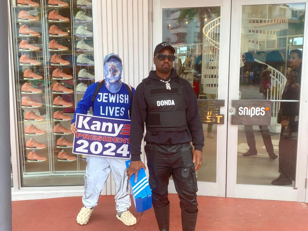 Η Ζωή του «Κλώνου» του Kanye West