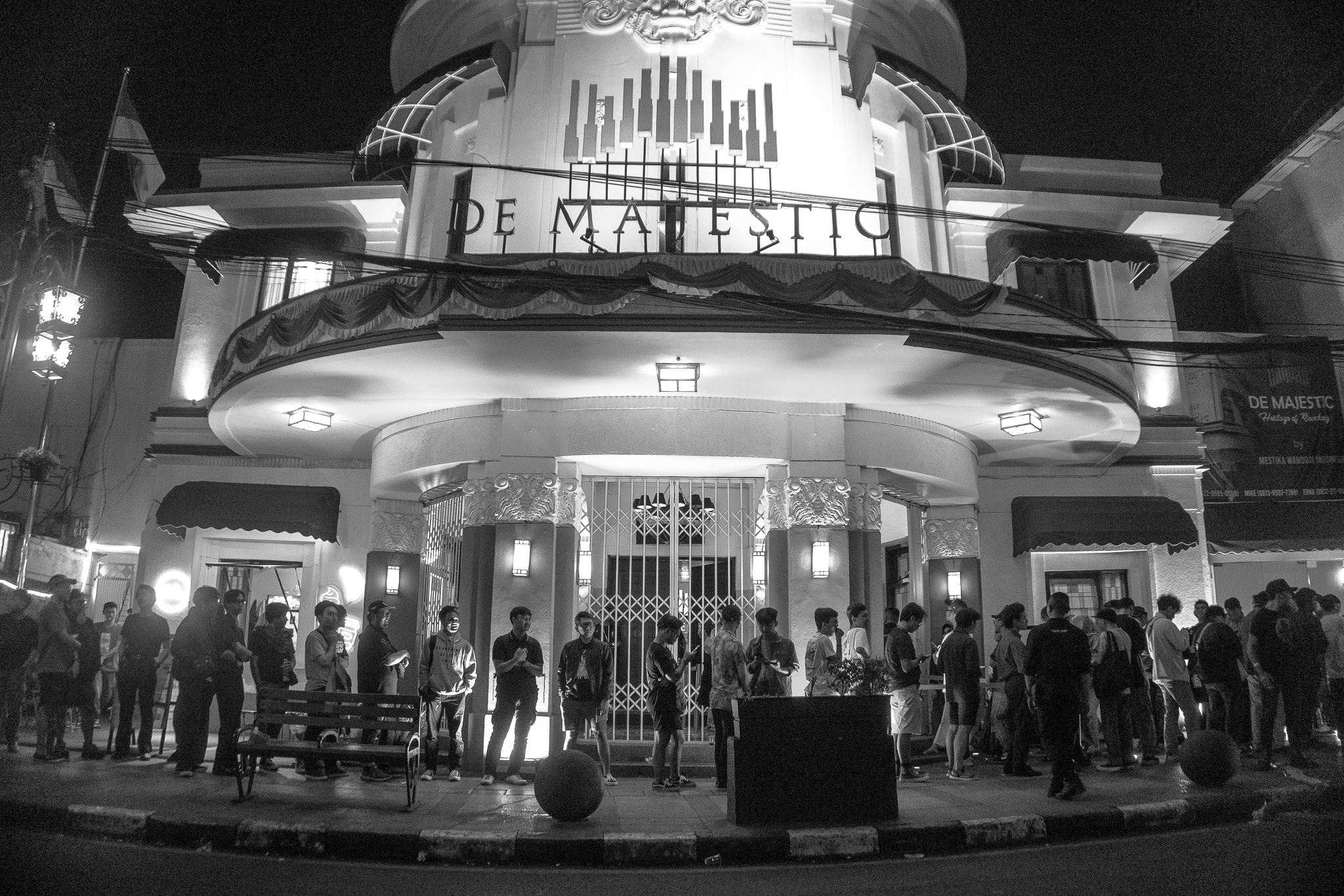 Memoar Satu Dekade Siklus ‘Roekmana’s Repertoire’ Menghantui Pendengarnya konser tigapagi