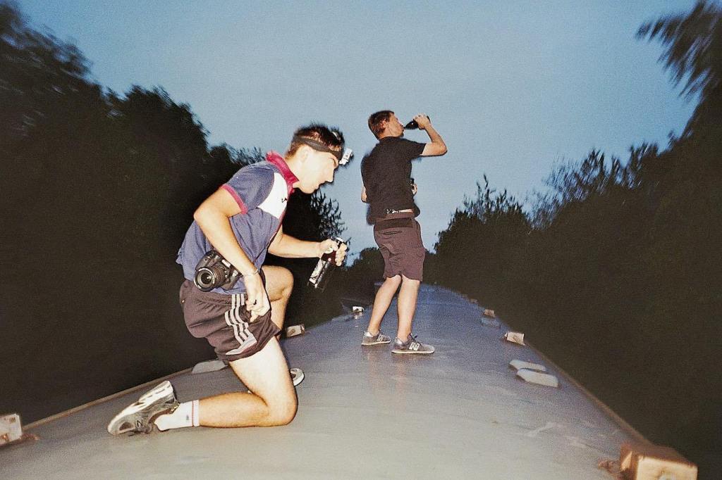 Terrifying Photos of Train Surfers and Turbine Climbers