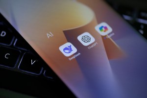 you-can-ask-ai-chatbots-to-summarize-news-stories-but-they-will-be-wrong